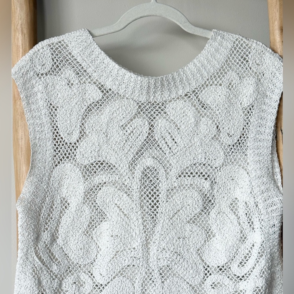 POL Romantic Boho Round Neck White Crochet Loose Knit Sleeveless Sweater Top OS - Picture 14 of 15
